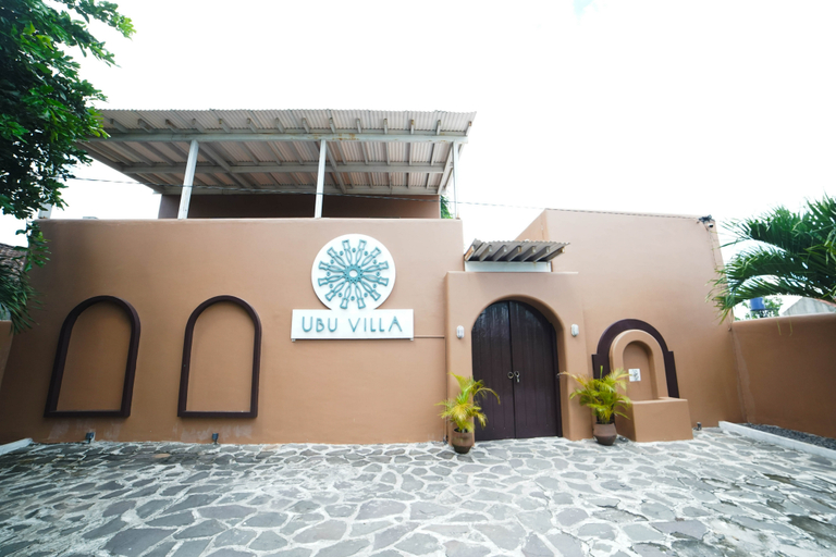 Exterior & Views 2, Ubu Villa Gito Gati - villa 4 kamar di Jogja untuk keluarga, Sleman