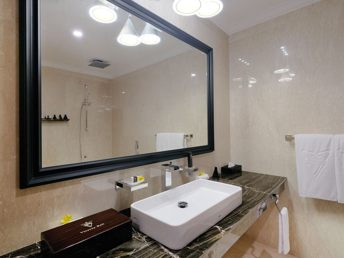 Bathroom, CasCades Suites, Gianyar