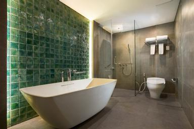 Bathroom 4