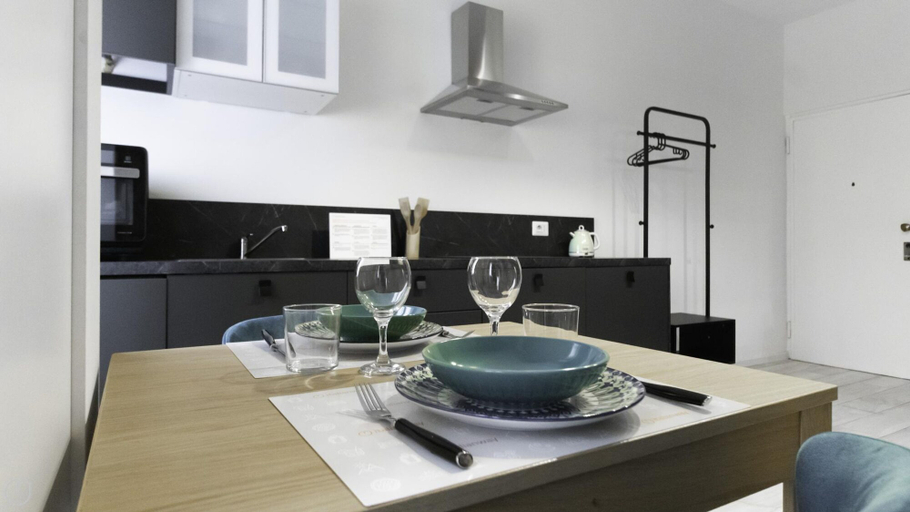 Others 4, Italianway - Tartaglia 19, Milano