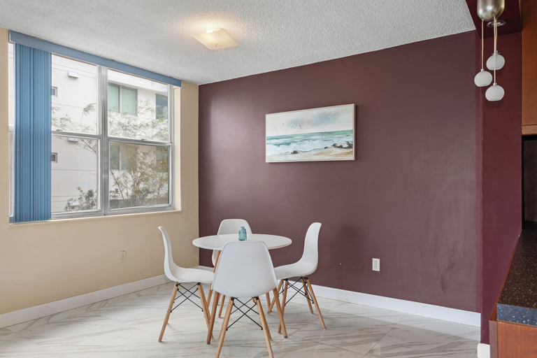 Others 3, Bay Harbor Sunset Apt 2A, Miami-Dade