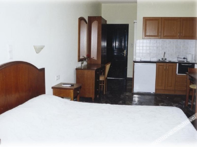 Bedroom 2, Antilia Apartments, Crete