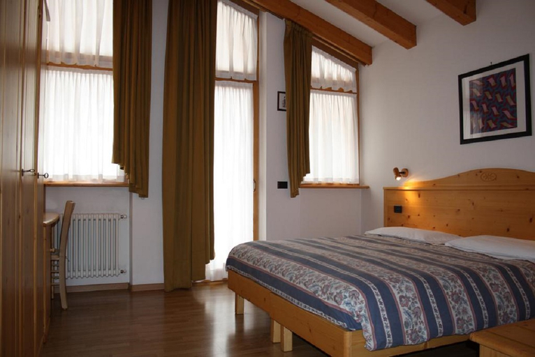 Bedroom 3, Hotel La Locanda, Trento