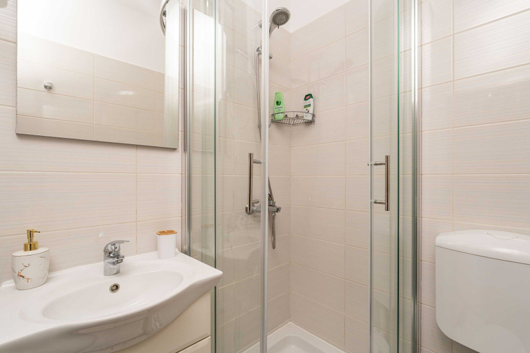 Bathroom 4, Apartment Family Tokić, Dubrovnik