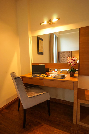 Dining Room 18