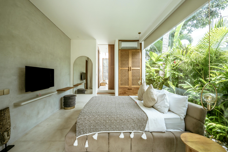 Others 3, Villa Kayu Pererenan, Badung