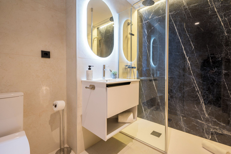 Bathroom 5, Iconic Suites, Madrid