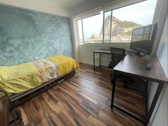 Others 2, Closest room to Gibraltar Border, Cádiz