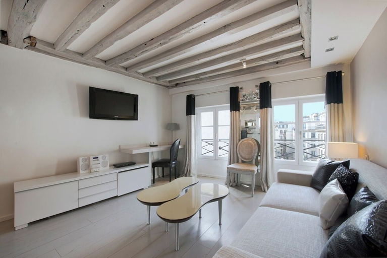 Others 5, Le Marais Sicile, Paris