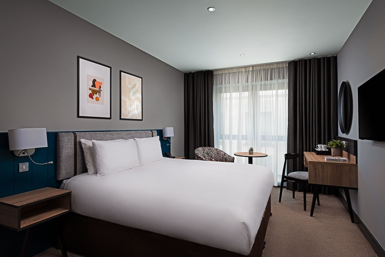 Bedroom 2, The George Limerick Hotel