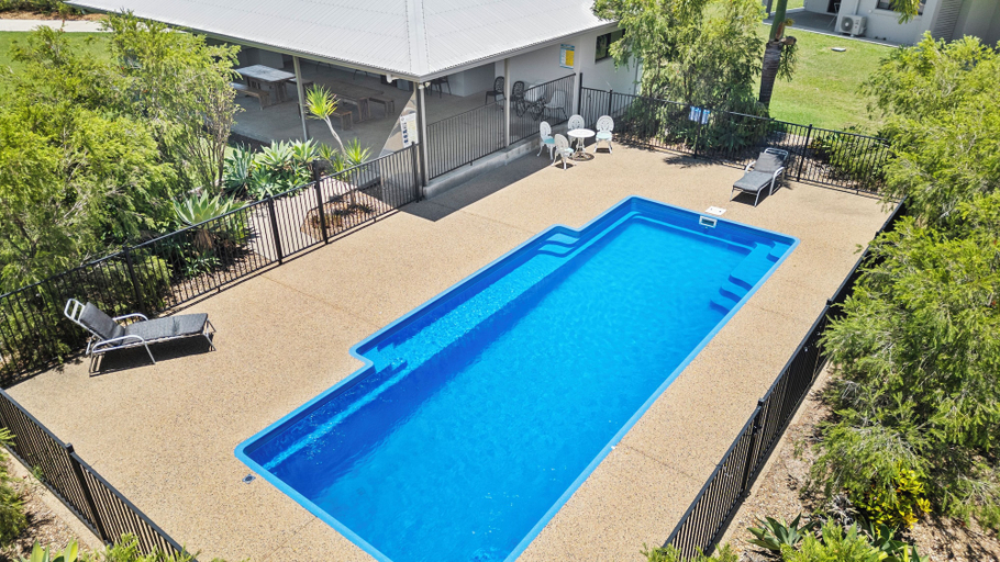Sport & Beauty 2, Casa Nostra Motel, Rockhampton