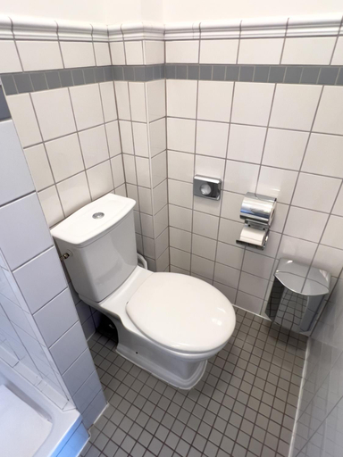 Bathroom 3, Hotel-Maison Am Olivaer Platz, Berlin