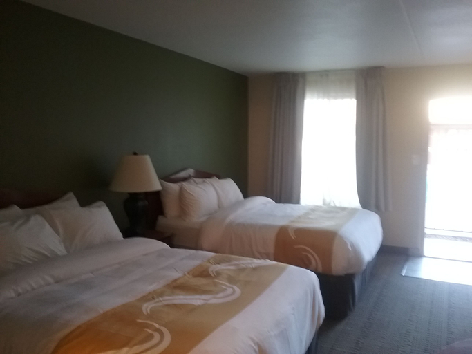 Bedroom 3, SureStay Plus Hotel by Best Western Willcox, Cochise