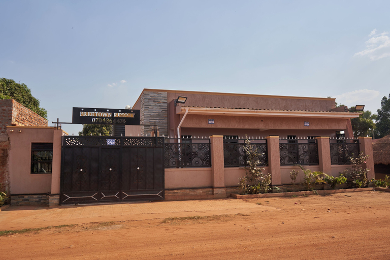 Freetown Resort-Gulu, Gulu