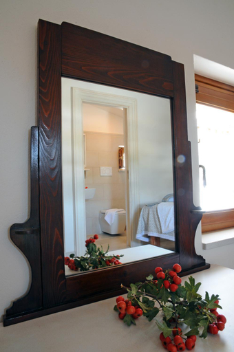 Bathroom 3, Micele Holiday Houses, Bari