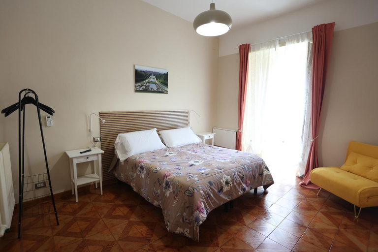 Others 5, Rooms & Apartment, A due Passi, Caserta