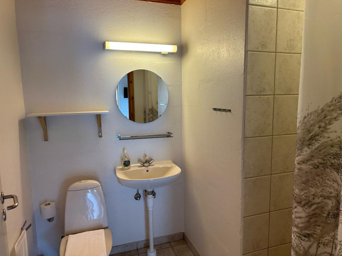 Bathroom, Vindvadet Ferielejligheder, Frederikshavn