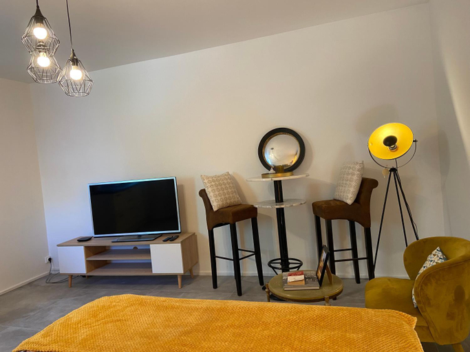 Shared lounge/TV area, Le BARABAN, Rhône