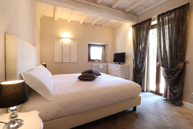 Bedroom 5, Il Borgo di Villa Cellaia, Florence