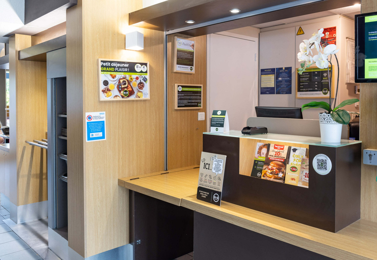 Public Area 2, B&B Hotel Rennes Nord St Gregoire, Ille-et-Vilaine