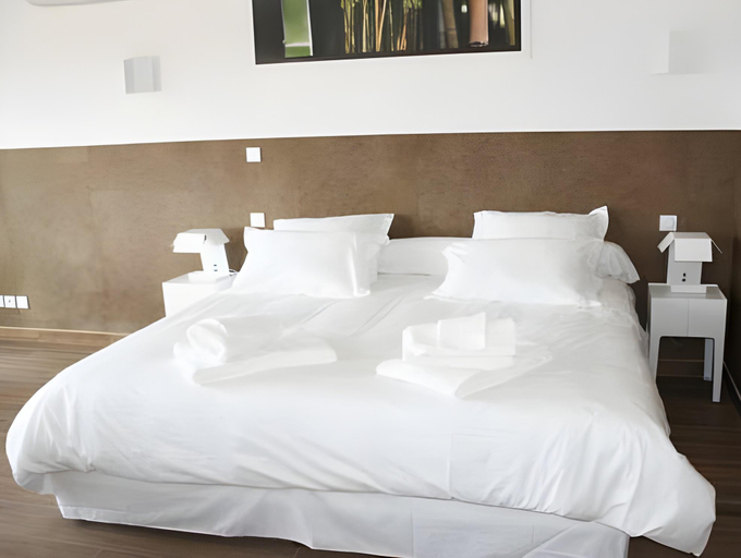 Bedroom 13