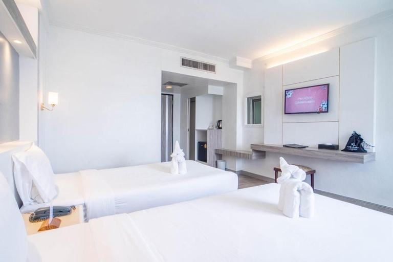 Bedroom 4, Thongtarin Hotel, Muang Surin