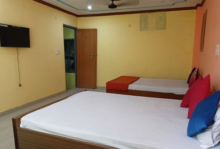 Bedroom 2, Sanskriti Paying Guest House, Varanasi