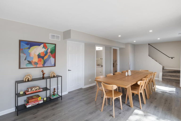 Room 2, Luxury Waterfront Lakehouse With Private Dock Views, Camden