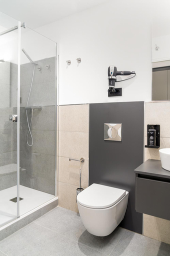 Bathroom 2, Limehome Valencia Carrer d'Antonio Ferrandis, Valencia