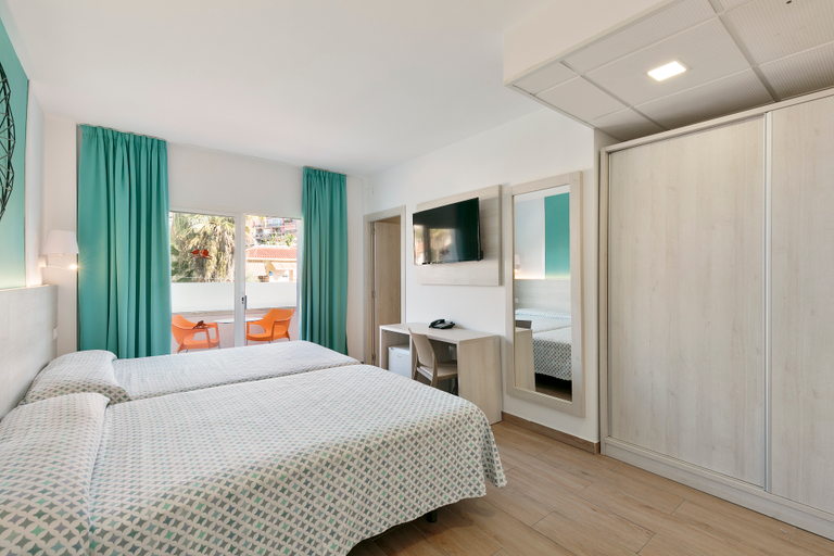 Bedroom 3, Hotel Best Lloret Splash, Girona