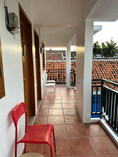 balcony 6