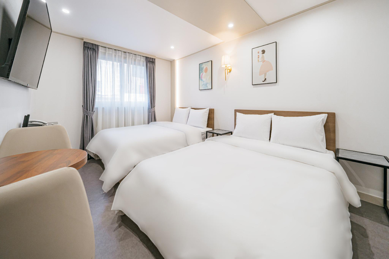 Bedroom 10