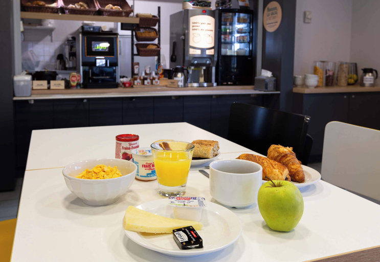 Food & Drinks 5, B&B HOTEL Bourges (2), Cher
