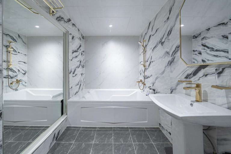 Bathroom 3, CURVE HOTEL IKSAN, Iksan
