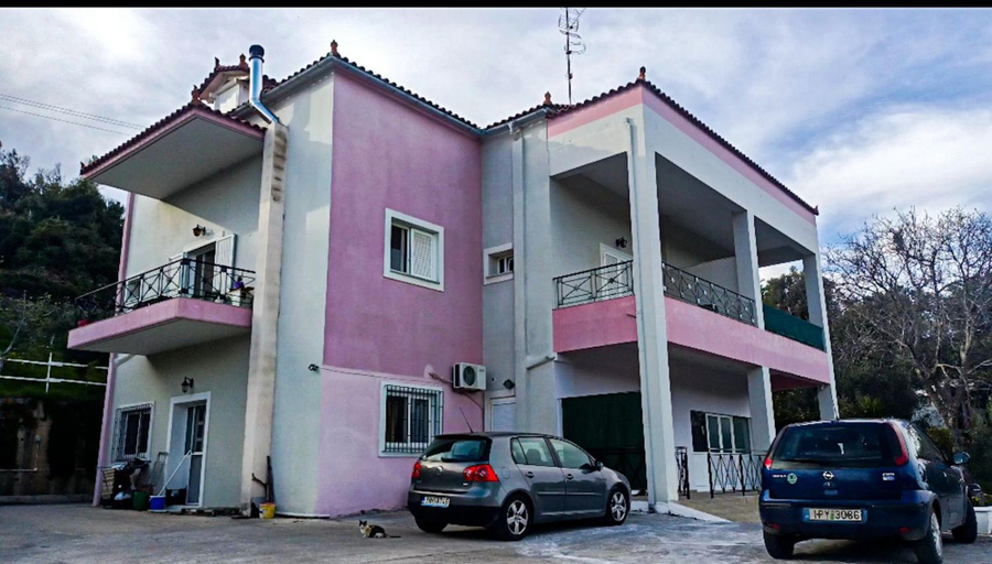 Others 3, Kimi apartments, Central Greece