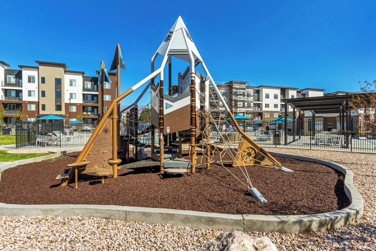 Exterior & Views 2, The Heights by Cloud Dream Homes, Davis