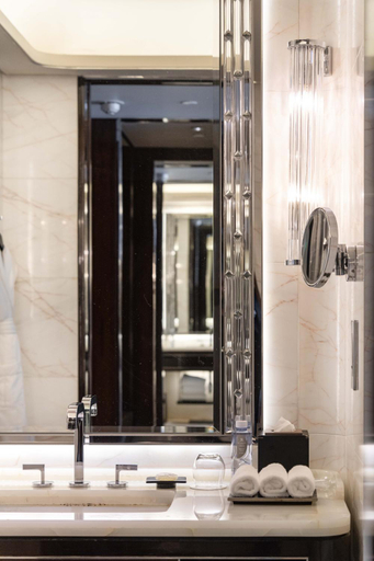Bathroom 22