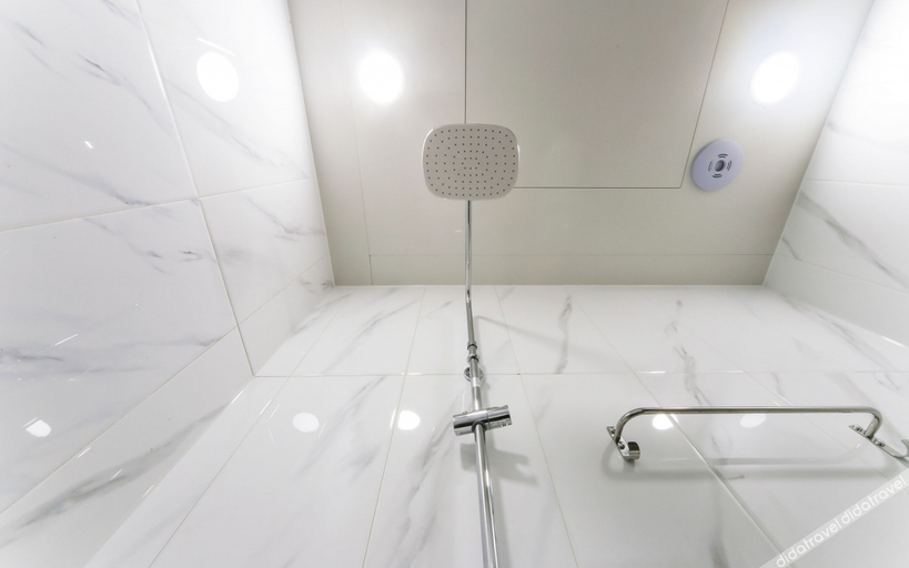 Bathroom 3, Ulleung With Ulleung, Ulleung