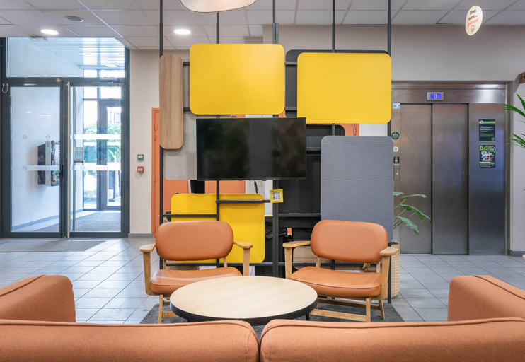 Public Area 2, B&B HOTEL Lyon Ouest Tassin, Rhône