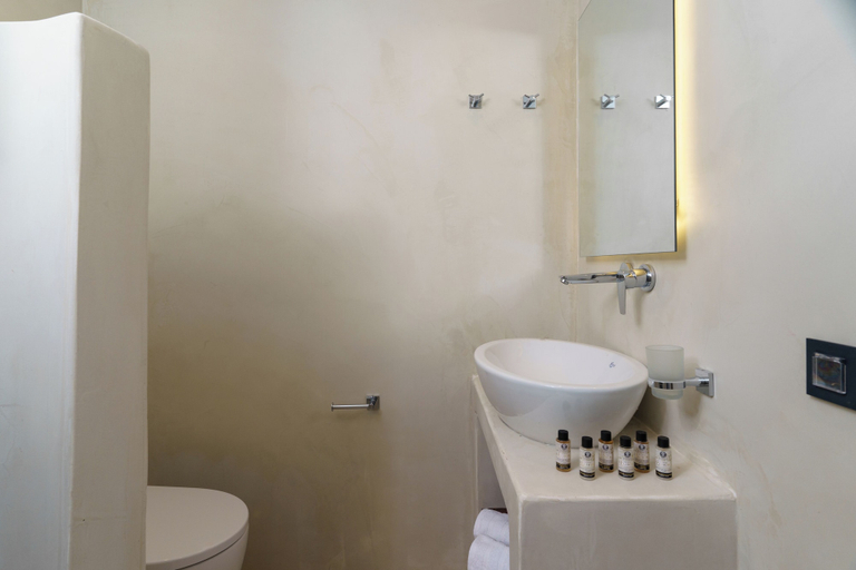 Bathroom 5, Dream of Paros by GHH, South Aegean
