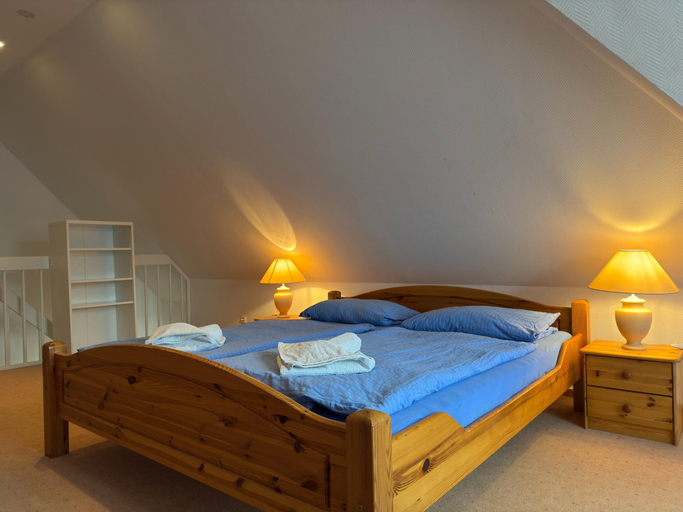 Bedroom 3, Wohnung mit Balkon-nur 500 Meter zum Strand, Vorpommern-Rügen