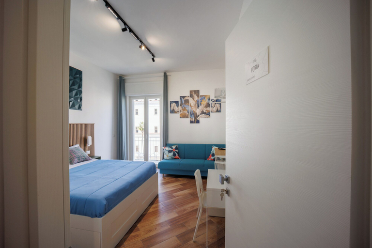 Bedroom 4, Tony Suites, Napoli