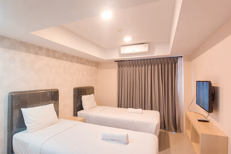 Cozy and Relaxing Studio Room at De Prima Apartment By Travelio, Medan