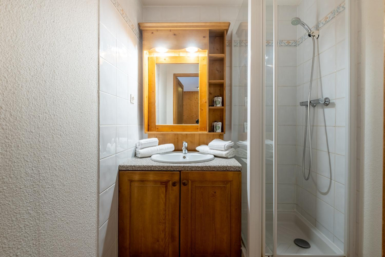 Bathroom 2, Residence Les Balcons De Val Cenis Le Haut, Savoie