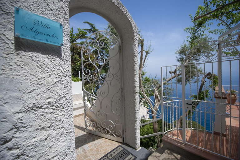Room 4, Villa Albatros - Stunning 2 Floors Villa for Large Groups, Salerno