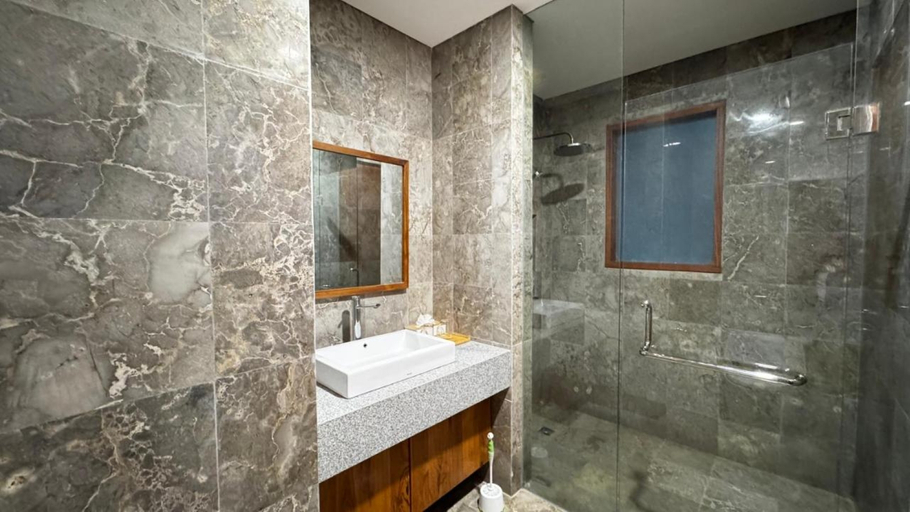 Bathroom 5, Saraswati Ubud, Gianyar