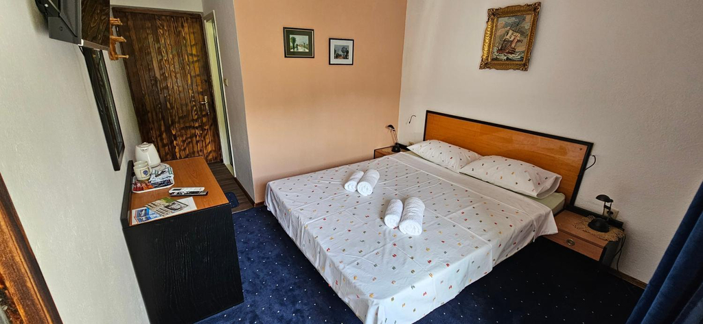 Others 2, Pansion 8 ferala, Novigrad
