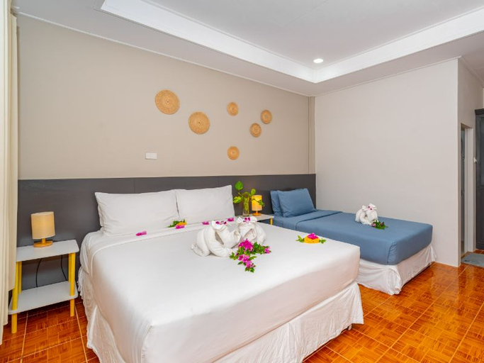 Lanta Beach Resort