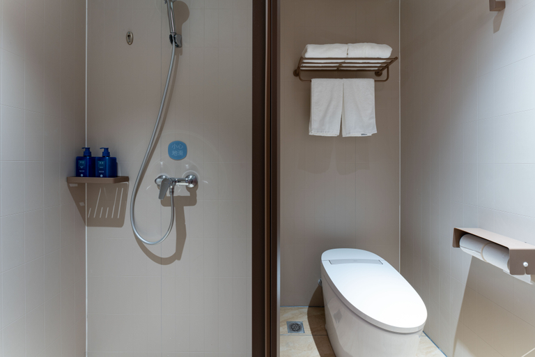 Bathroom 3, Ji Hotel Jinan Yaoqiang International Airport, Jinan