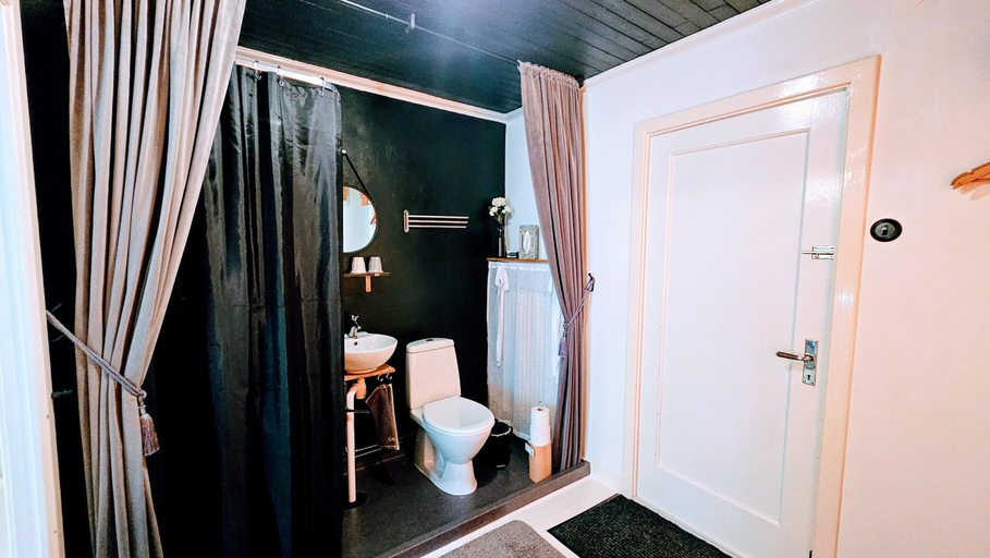 Others 4, Ullaredsgarden B&B Express, Falkenberg